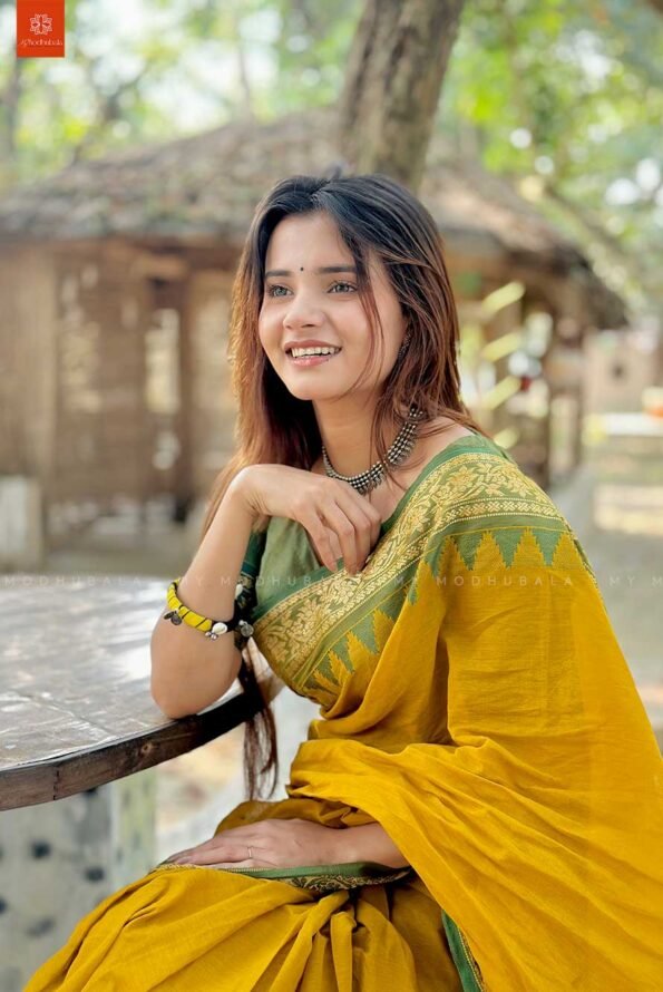 তোমার বসন্তের শাড়ী - Image 2